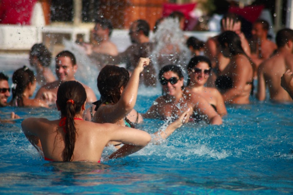 Dry Dry Dry Foam Party Part 1